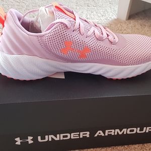 Under Armour charged will